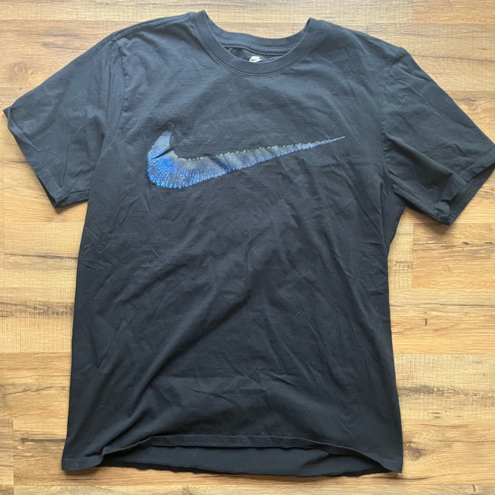 Nike Men’s tshirt